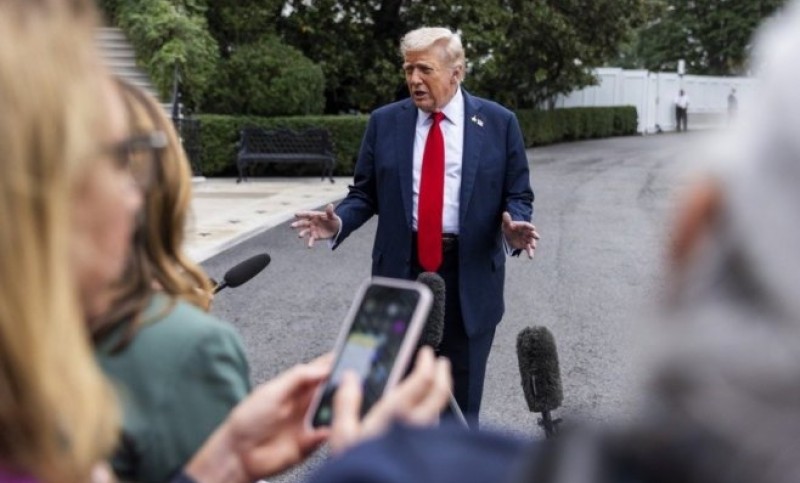 Bez odobrenja Kongresa: Trampove globalne carine stupile na snagu