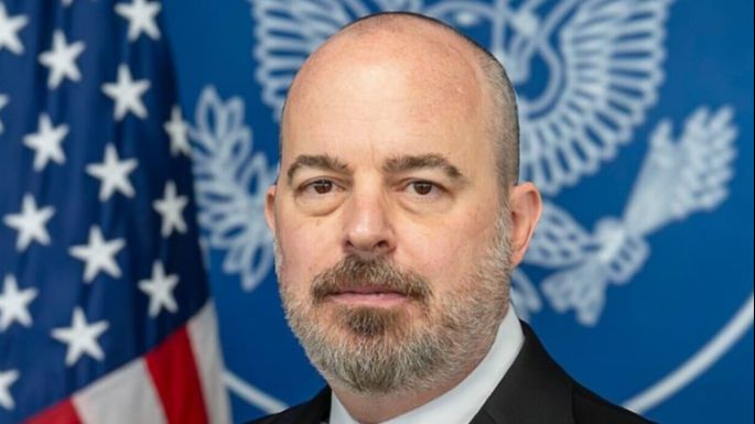 Imaće ulogu “kriznog ambasadora”: Trampov otpravnik poslova stigao u Sarajevo