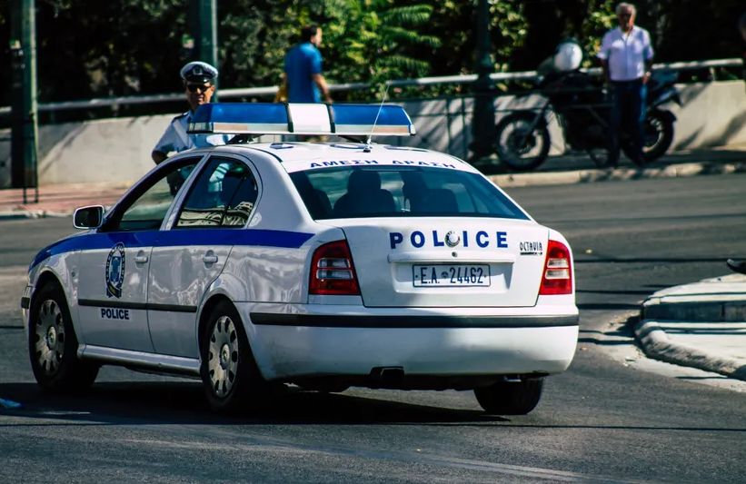 Strahota! Grčka policija razbila bandu koja je trgovala muškarcima iz Nepala