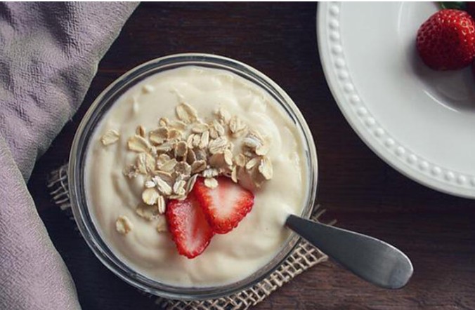 Marketinška varka: Da li je voćni jogurt zdrav izbor užine?