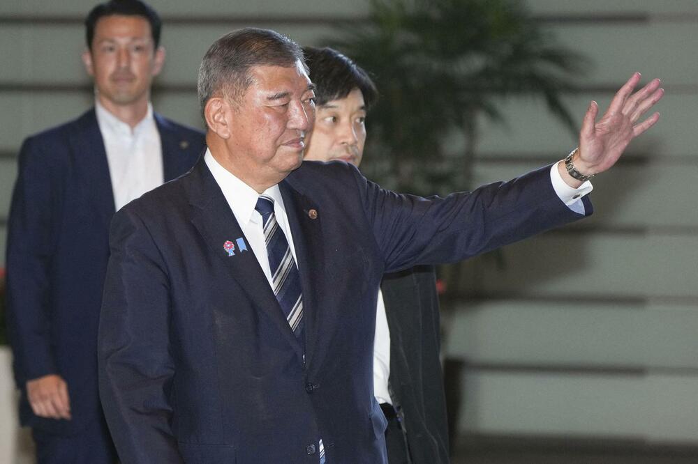 Politička kriza u Japanu: Premijer dao ostavku, u igri za nasljednika dva kandidata