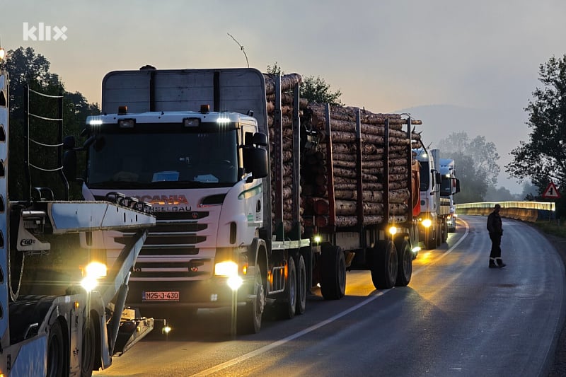 Počeli protesti: Kamiondžije rano jutros blokirale puteve u BiH VIDEO