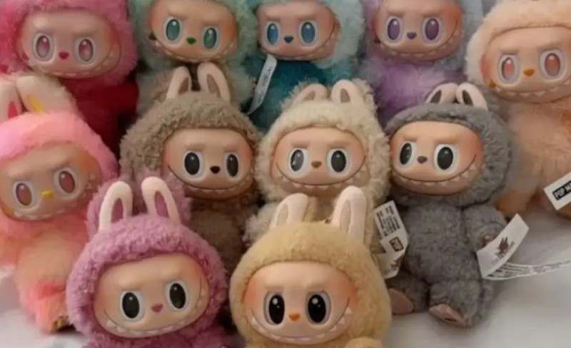 Rizik od davljenja djece: Povlači se “labubu” lutka