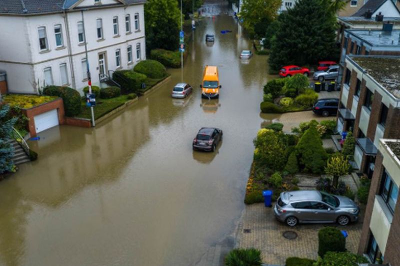 Snažno nevrijeme pogodilo Njemačku: Nezapamćene poplave, izdato upozorenje stanovništvu