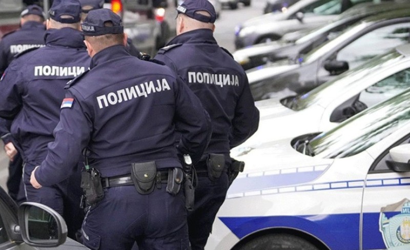 “Pali” šverceri: Pronađeno 560 pari obuće falsifikovanih robnih marki