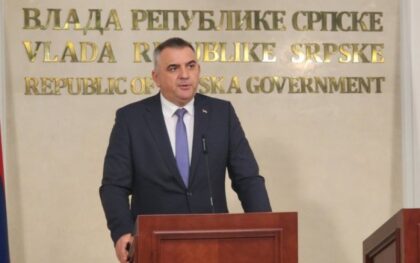 Ministrima dao domaći zadatak: Minić obećao ogroman pomak u Šumama do kraja godine