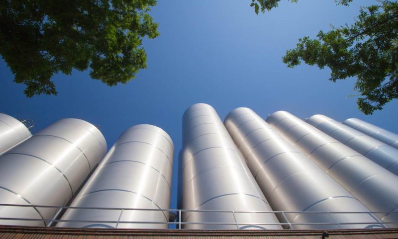 Teška nesreća u komšiluku: Radnik pao u mlin sa velike visine, vatrogasci ga izvlačili