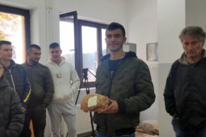 Evo i koliko je težak: Luka imao najveći krompir