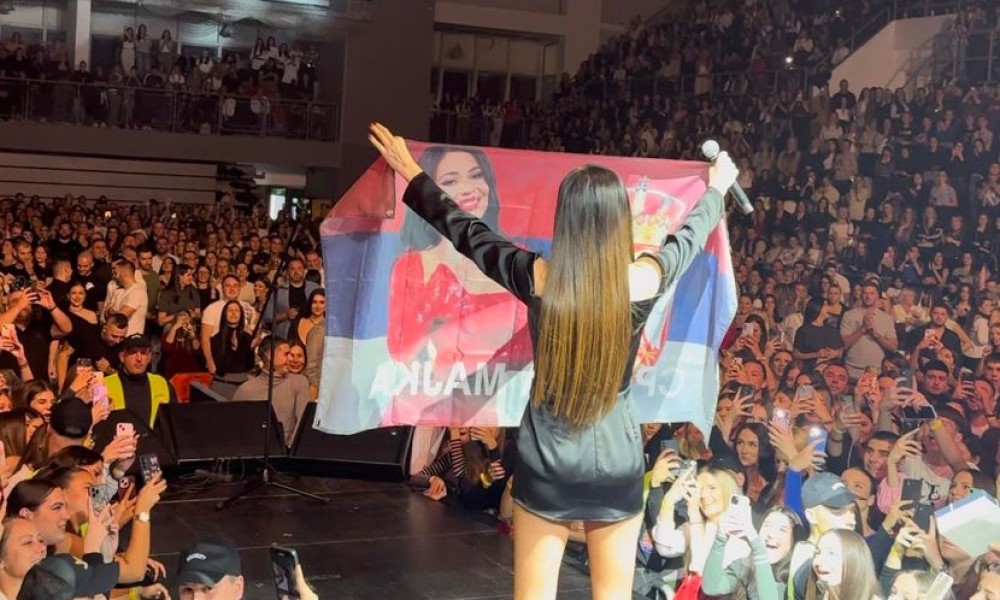 Na Cecin koncert stigla Arkanova sestra: Bolesna došla samo da je vidi FOTO