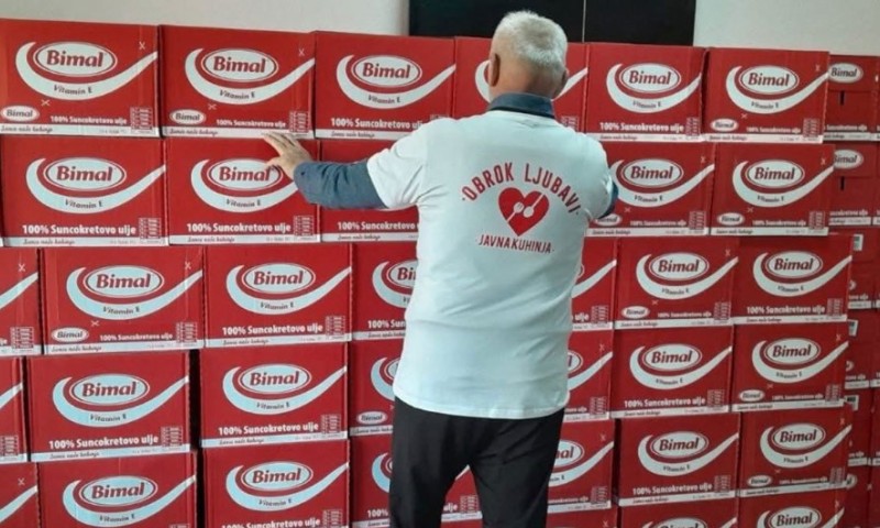 Pomoć za Mozaik prijateljstva: Vlada Srpske donirala ulje javnoj kuhinji