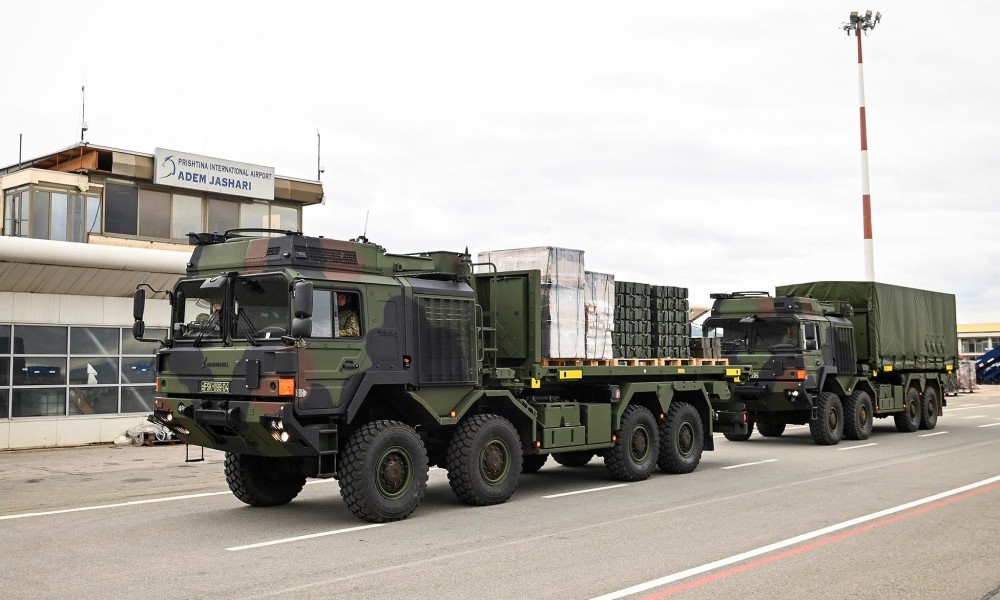 Kurti se pohvalio: Turski dronovi stigli u Prištinu FOTO