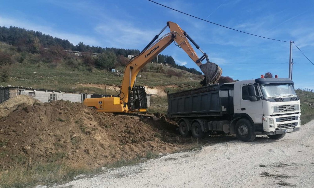 Humani ljudi prikupili novac: Milakovići dobijaju novu kuću VIDEO