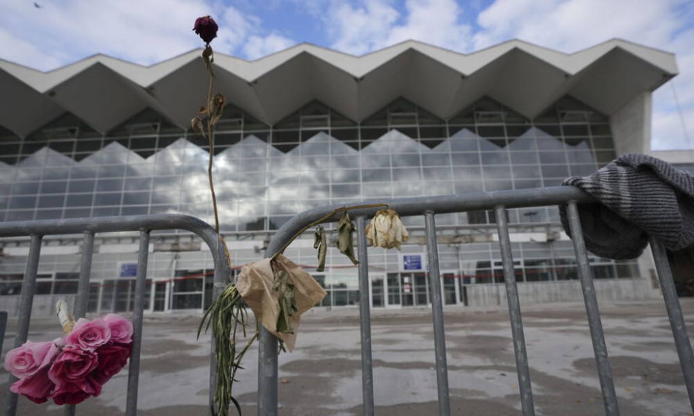 Tuga u Novom Sadu: Preminuo otac žene koja je poginula u padu nadstrešnice