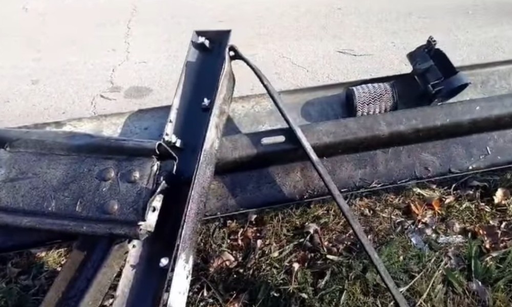 Probijena ograda: Pogledajte scene sa mjesta nesreće u kojoj je stradao tinejdžer VIDEO