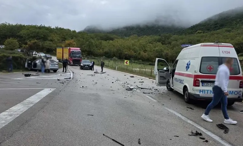 Nesreća na jugu Srpske: Sudar dva automobila