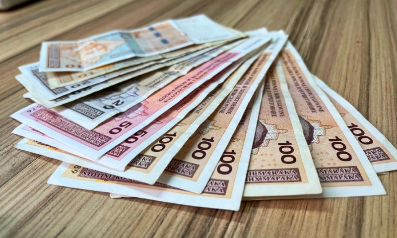 Predložen pritvor: Tržišne inspektorke uzele po 500 KM mita da “ublaže” kaznu