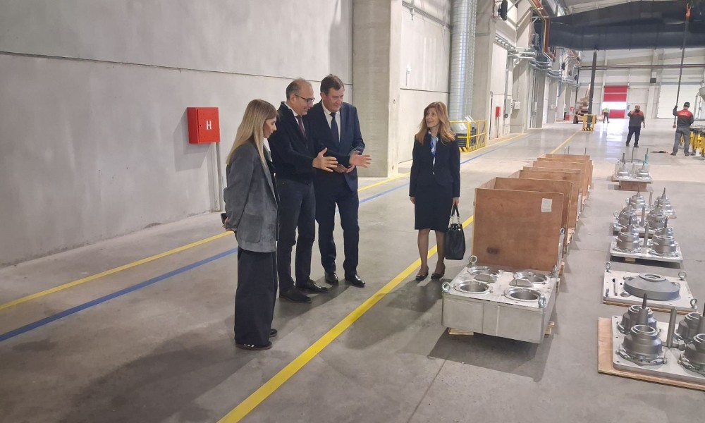 Mitrović u Laktašima: Ministar obišao pogone kompanije PMP “Drajv sistems”