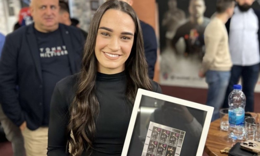 Priznanje van ringa! Promovisana poštanska marka s likom Sare Ćirković