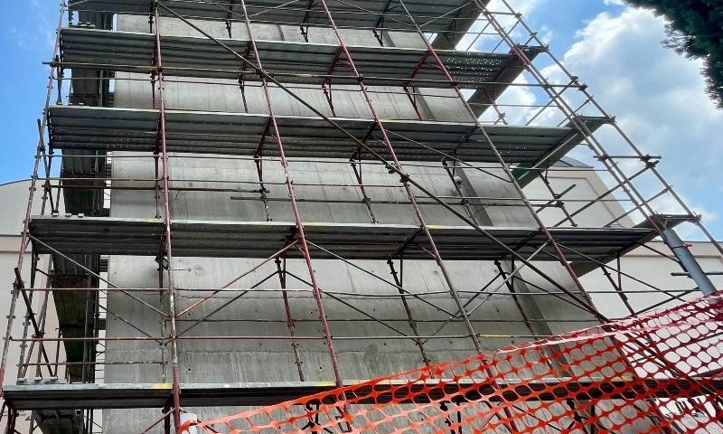 Srušile se skele u crkvi: Najmanje 36 osoba poginulo, više od 200 povrijeđeno