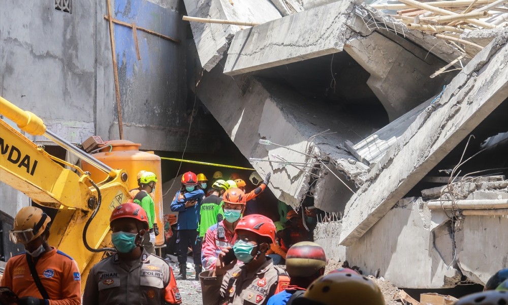 Nelegalno sagrađena dva sprata: Više od 90 osoba nestalo u urušavanju škole