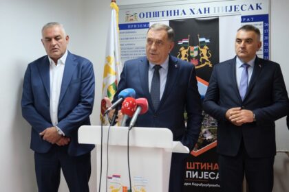 Dodik u Han Pijesku: Drago mi je što je načelnik Đurić dio SNSD-a
