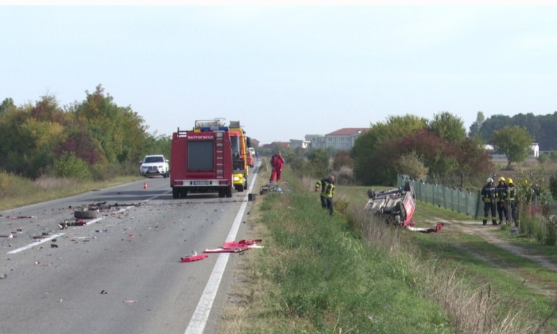 Udes na bijeljinskoj obilaznici: Težak sudar tri vozila, ima mrtvih FOTO