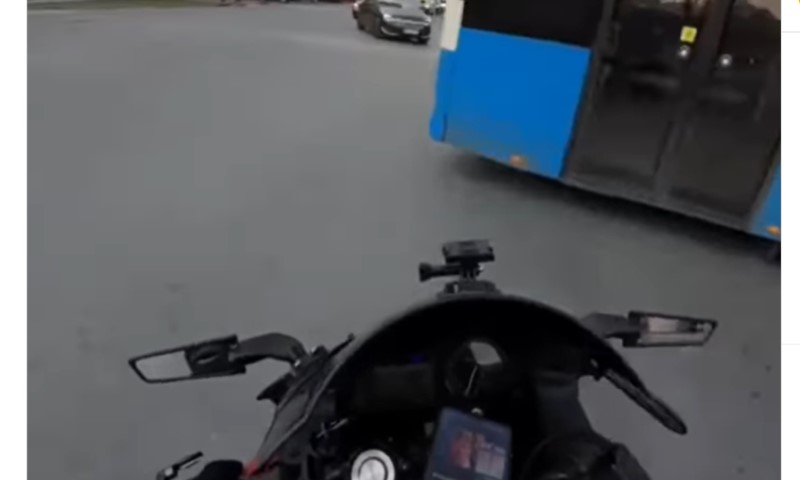 Ludost ili majstorija: Snimak vožnje iz Novog Sada podijelio javnost VIDEO