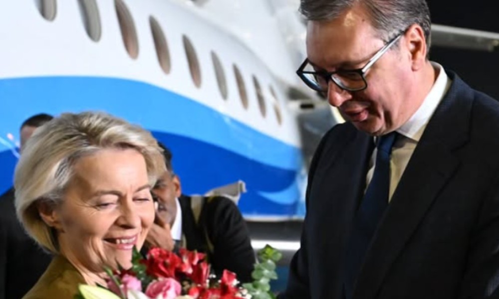 Stigla u Srbiju: Vučić dočekao Ursulu fon der Lajen u Beogradu FOTO