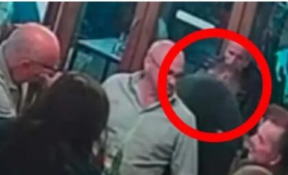 Nestalo 3.000 KM! Lopov ukrao novčanik sa torbice zakačene za stolicu VIDEO