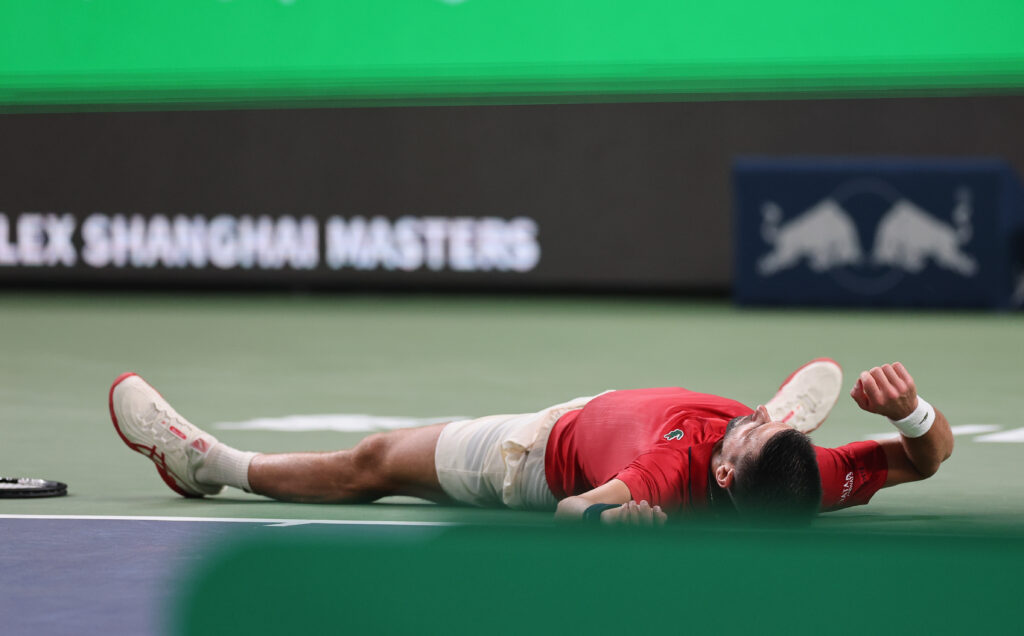 Poslušao savjet ljekara, pa otkazao konferenciju za medije: Kako da se izbjegne to što se desilo Đokoviću VIDEO