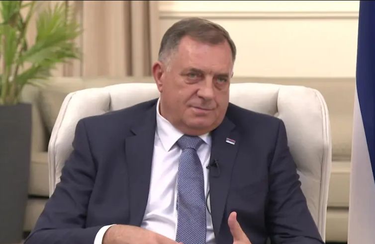 Čestitka! Dodik svim građanima Srpske poželio dobro zdravlje i raspoloženje u 2026.