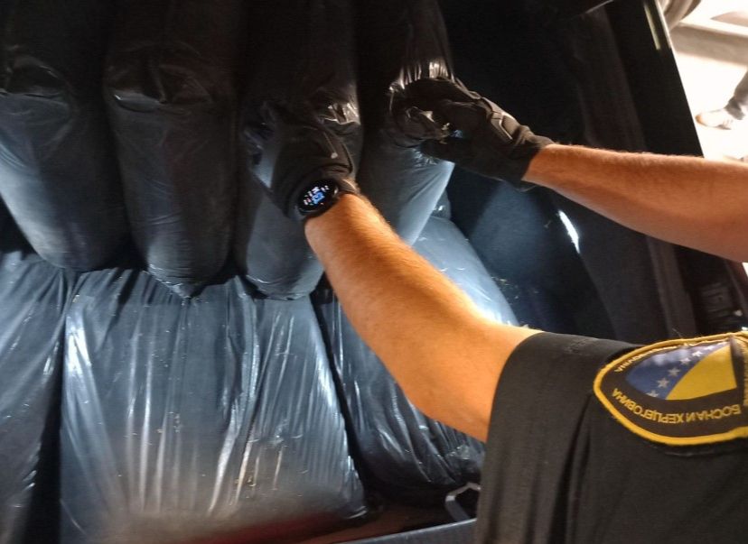 Akcija “Market dva”: Oduzet duvan i cigarete vrijedni 180.000 KM