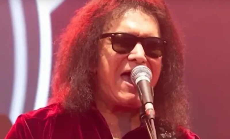 Završio u bolnici: Slavni roker izgubio svijest za volanom i zakucao se u parkirani auto