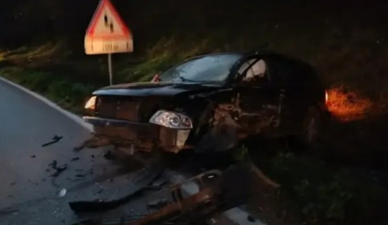 Potpuni karambol na putu Goražde – Foča: U bolnicu primljeno šest osoba