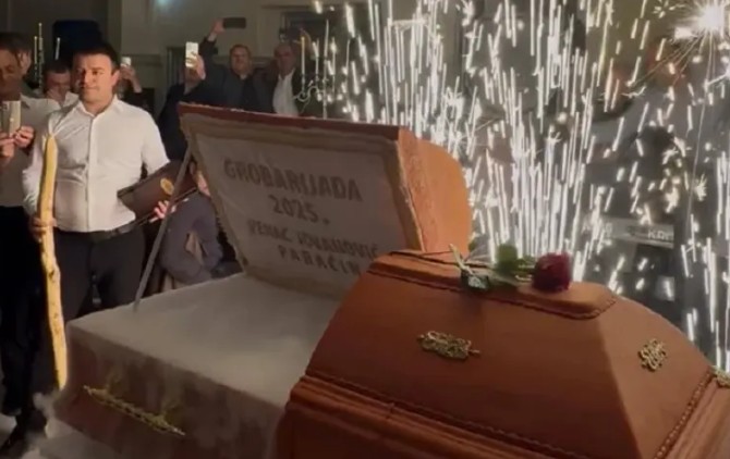 Srbi vole fešte čime god da se bave: Grobarijada i ove godine hit VIDEO
