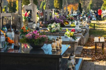 Ne tugujte na zadušnice: Evo zašto su duše živih i mrtvih tada najbliže