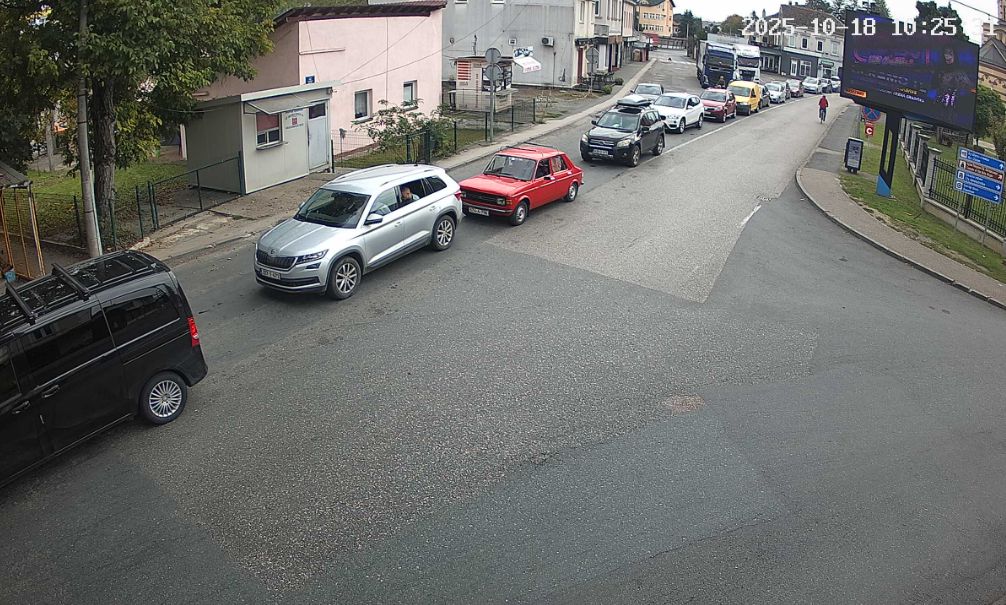 U Gradišci saobraćajni kolaps na izlazu iz BiH FOTO