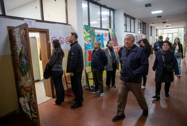 Oglasio se CIK nakon zatvaranja biračkih mjesta: Na lokalnim izborima na Kosovu glasalo 38,87 odsto birača