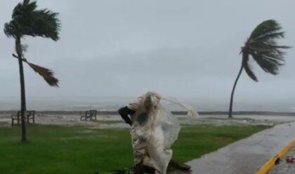 Udari vjetra i do 300 kilometara na sat! Najjača oluja na svijetu stigla do ostrva VIDEO/FOTO