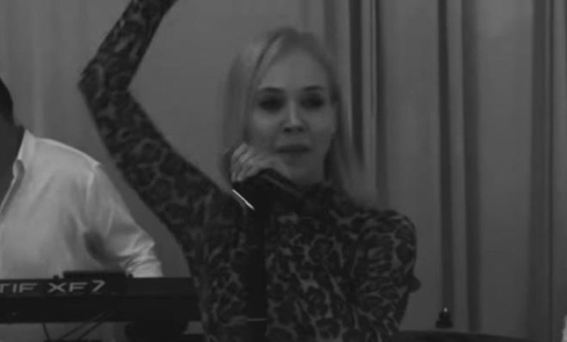 Elitno slavlje! Kontroverzni Bijeljinac platio Rozgi 25.000 evra da mu pjeva sat vremena