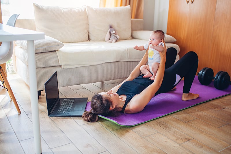 Kako se vratiti u formu nakon porođaja: Tri ključna savjeta za gubitak kilograma