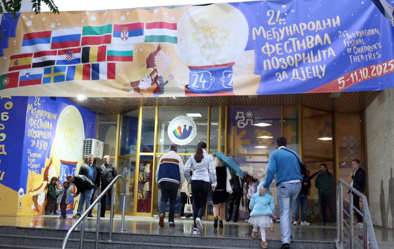 U Banjaluci otvoren 24. Međunarodni festival dječijeg pozorišta: Predstave iz 12 zemalja FOTO