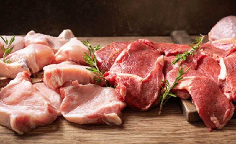 Kulinarski trik koji svi zaboravljaju: Ova jeftina namirnica omekšava žilavo meso