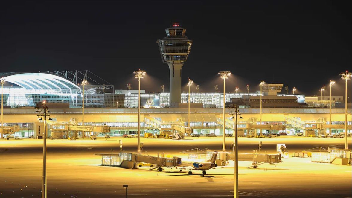 Uzbuna u Njemačkoj: Zatvoren aerodrom u Minhenu zbog dronova