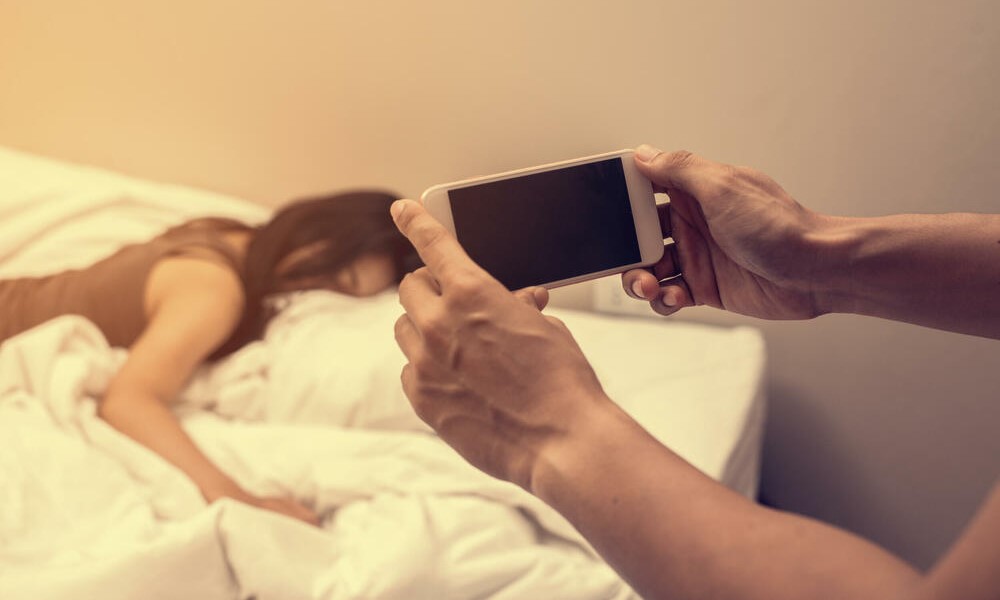 Monstrum tukao ženu: Zlostavljao je i seksualno, snimao nagu, pa objavio