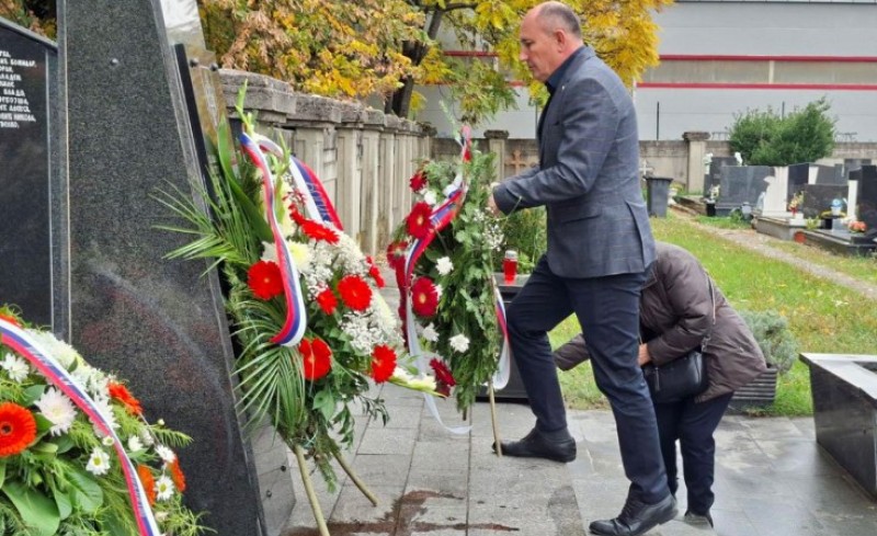Služen parastos za poginule borce u Banjaluci: Njihova žrtva neće biti zaboravljena