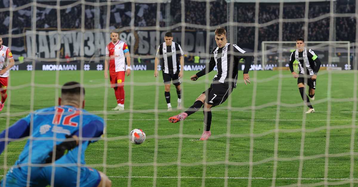 Partizan iz penala uz prekide slavio na 80. rođendan protiv Vojvodine