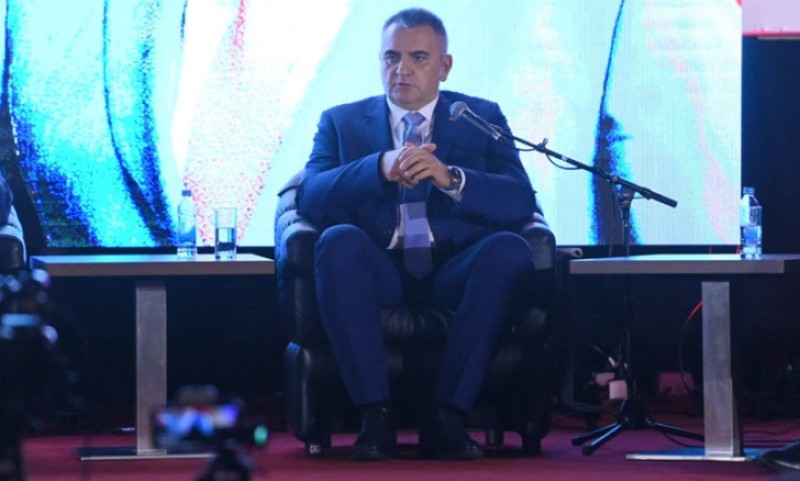 Minić na javnoj tribini u Bijeljini: Institucionalna odbrana Srpske je u finišu