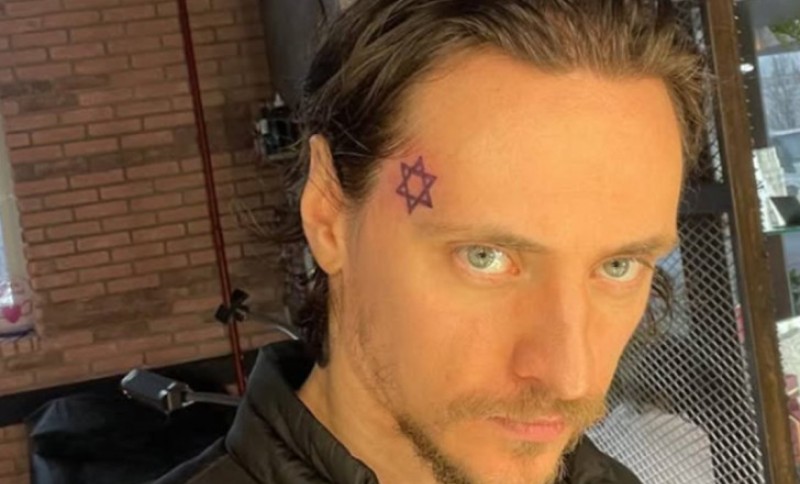 Karijera puna skandala! Na meti Zelenskog baletan sa srpskim pasošem i tetovažama Putina FOTO