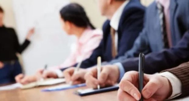 Nikad nije kasno: Tri osobe u RS upisale fakultet nakon 65. godine